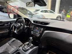 نيسان قاشقاي